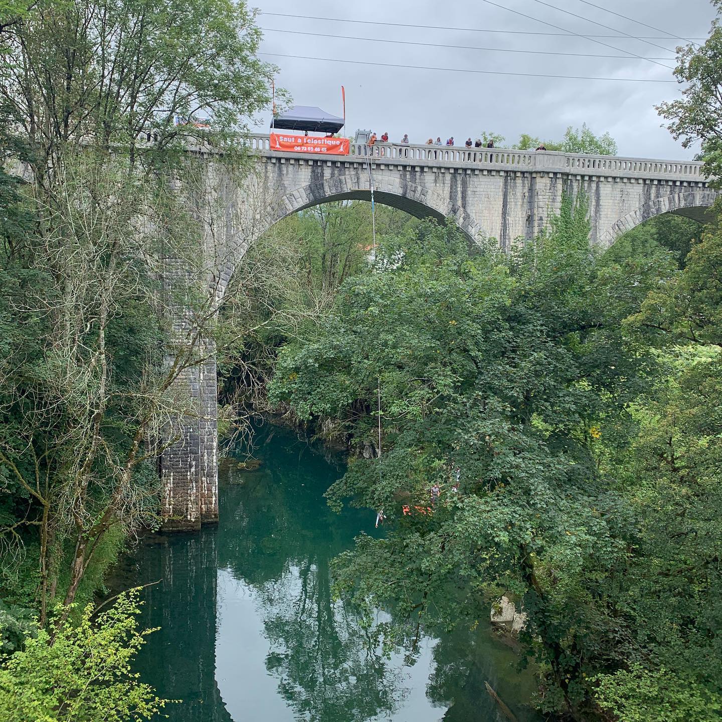 saut a lelastique bordeaux les meilleurs spots aquitaine 33 saut a lelastique proche bordeaux